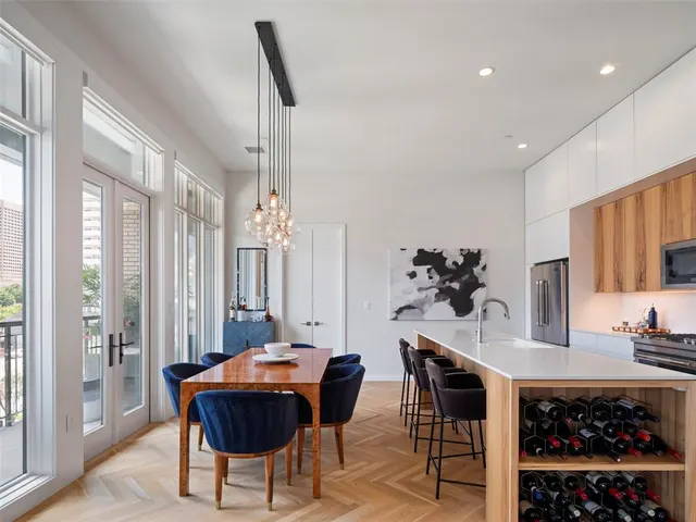 Photo 8 — 701 N Hudson Avenue 404, Oklahoma City, OK 73102