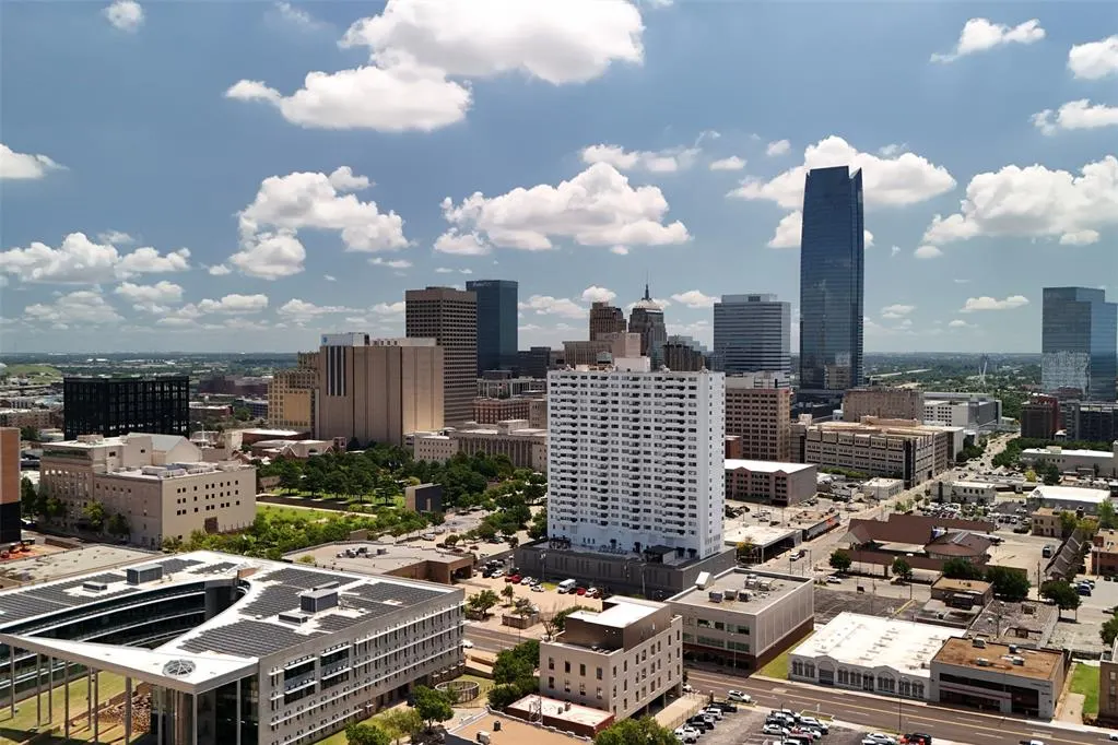 Photo 38 — 701 N Hudson Avenue 404, Oklahoma City, OK 73102