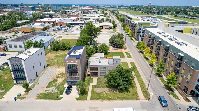 Photo 3 — 33 NE 7th Street, Oklahoma City, OK 73104