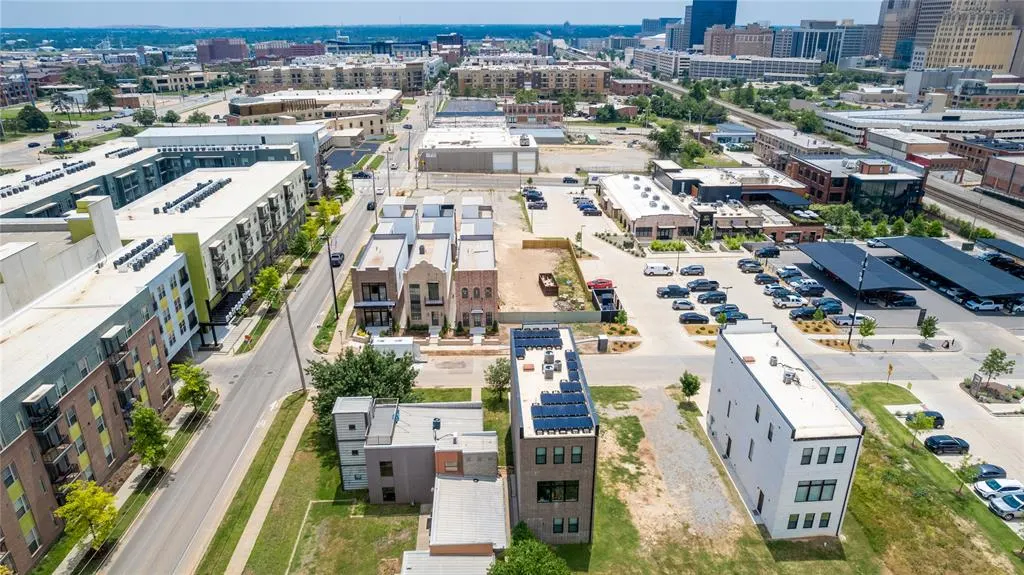Photo 13 — 33 NE 7th Street, Oklahoma City, OK 73104