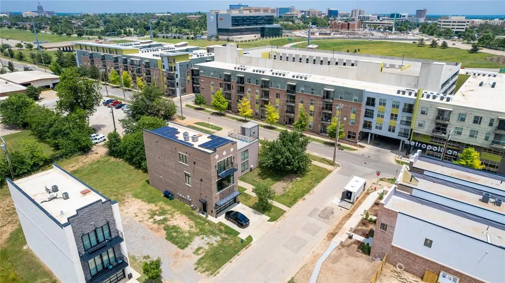 Photo 16 — 33 NE 7th Street, Oklahoma City, OK 73104
