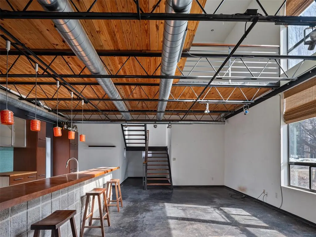 Photo 21 — 33 NE 7th Street, Oklahoma City, OK 73104