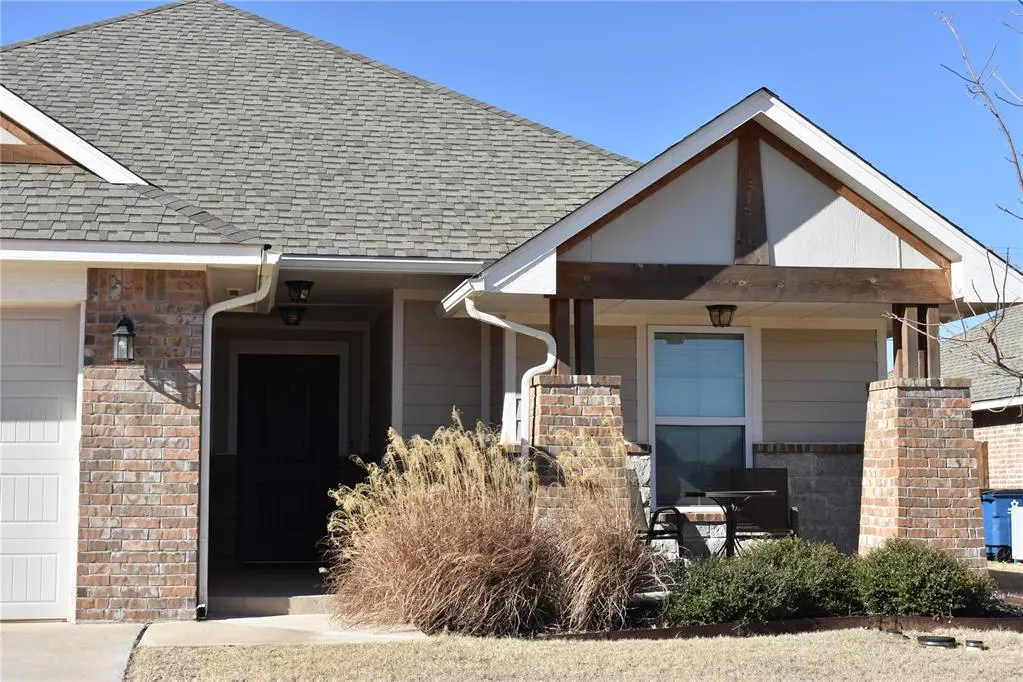 Photo 3 — 1021 Pacific Avenue, Newcastle, OK 73065