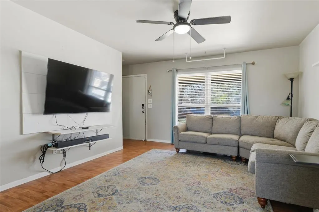Photo 2 — 6300 NW 21st Drive, Bethany, OK 73008