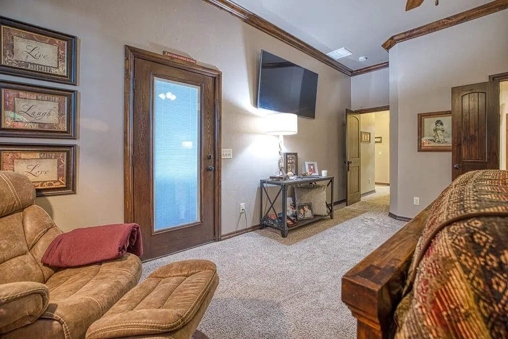Photo 11 — 1905 Massey Avenue, Kingfisher, OK 73750