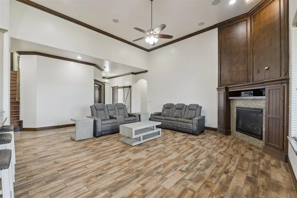Photo 9 — 4309 Bridge Wood Lane, Oklahoma City, OK 73179