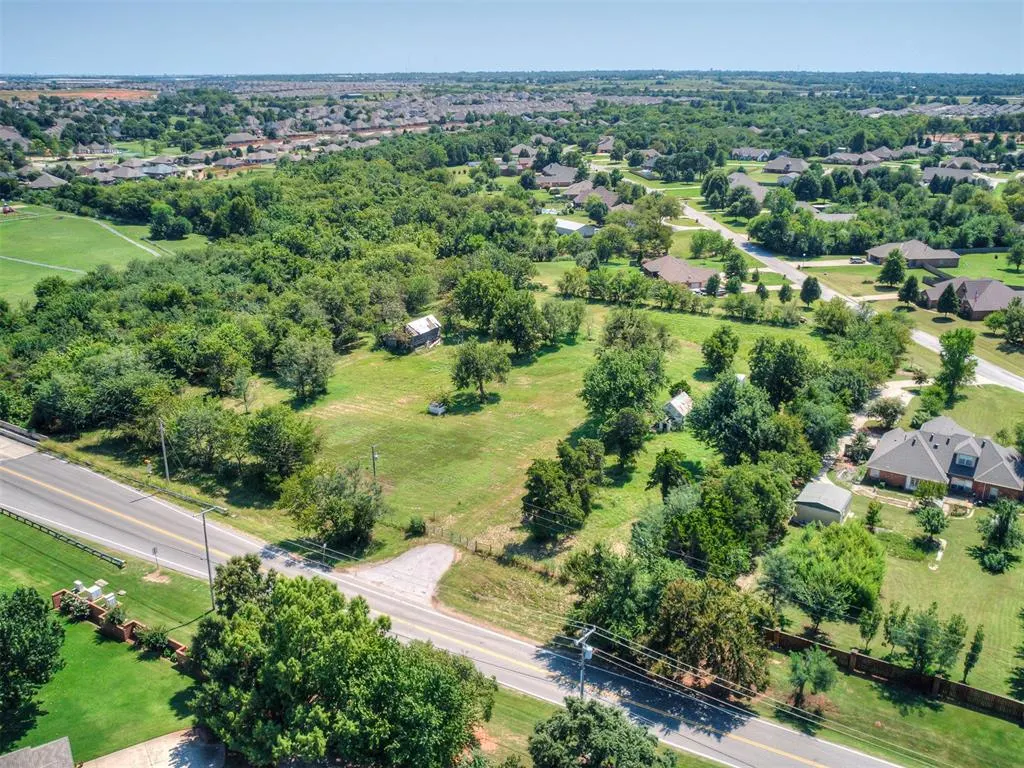 Photo 6 — 10065 SW 29 Street, Yukon, OK 73099