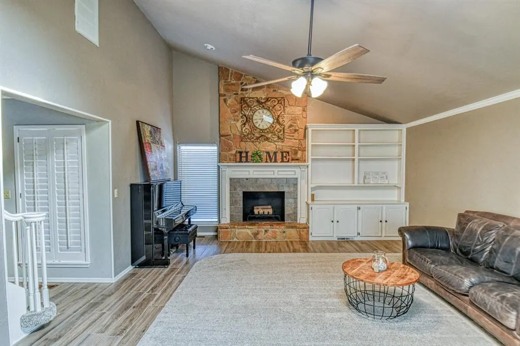 Photo 7 — 1402 Broad Acres Drive, Norman, OK 73072