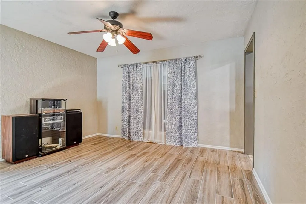 Photo 10 — 1402 Broad Acres Drive, Norman, OK 73072