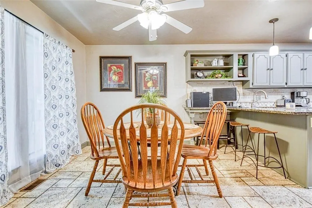 Photo 15 — 1402 Broad Acres Drive, Norman, OK 73072