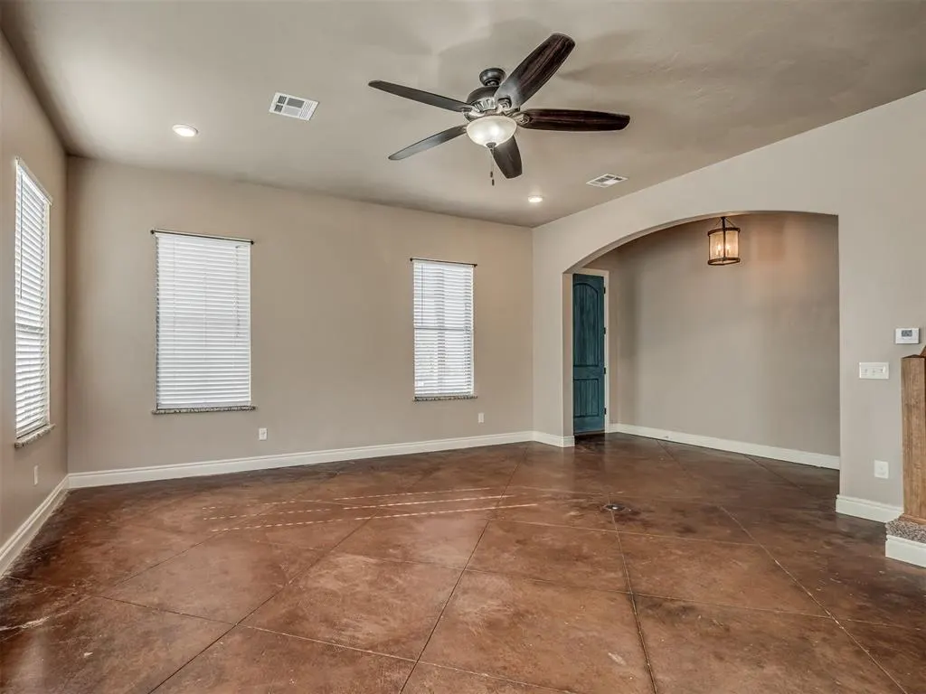 Photo 4 — 5750 Henney Place, Choctaw, OK 73020