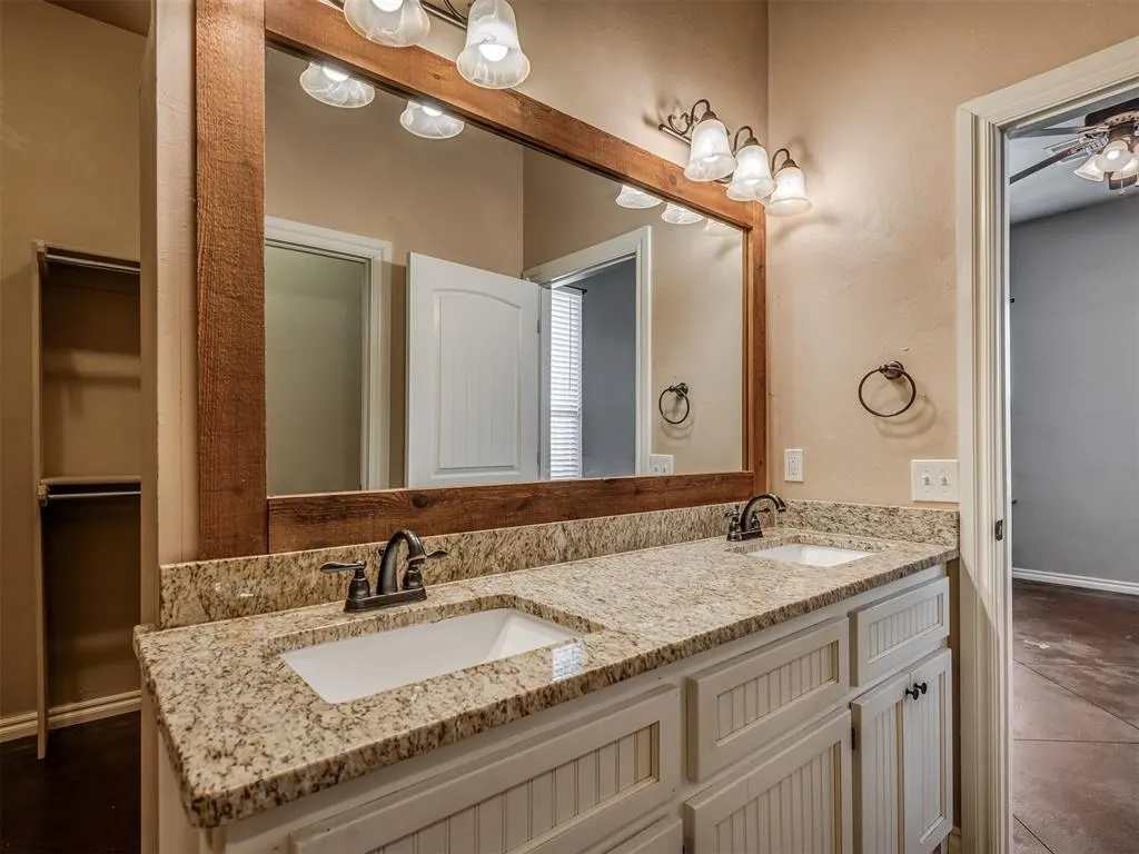 Photo 24 — 5750 Henney Place, Choctaw, OK 73020