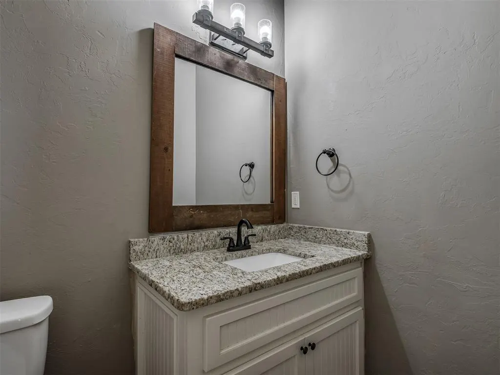 Photo 28 — 5750 Henney Place, Choctaw, OK 73020