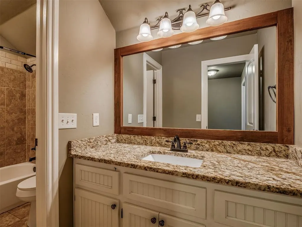 Photo 33 — 5750 Henney Place, Choctaw, OK 73020