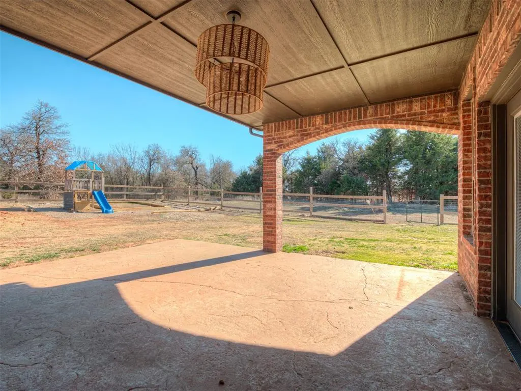 Photo 40 — 5750 Henney Place, Choctaw, OK 73020