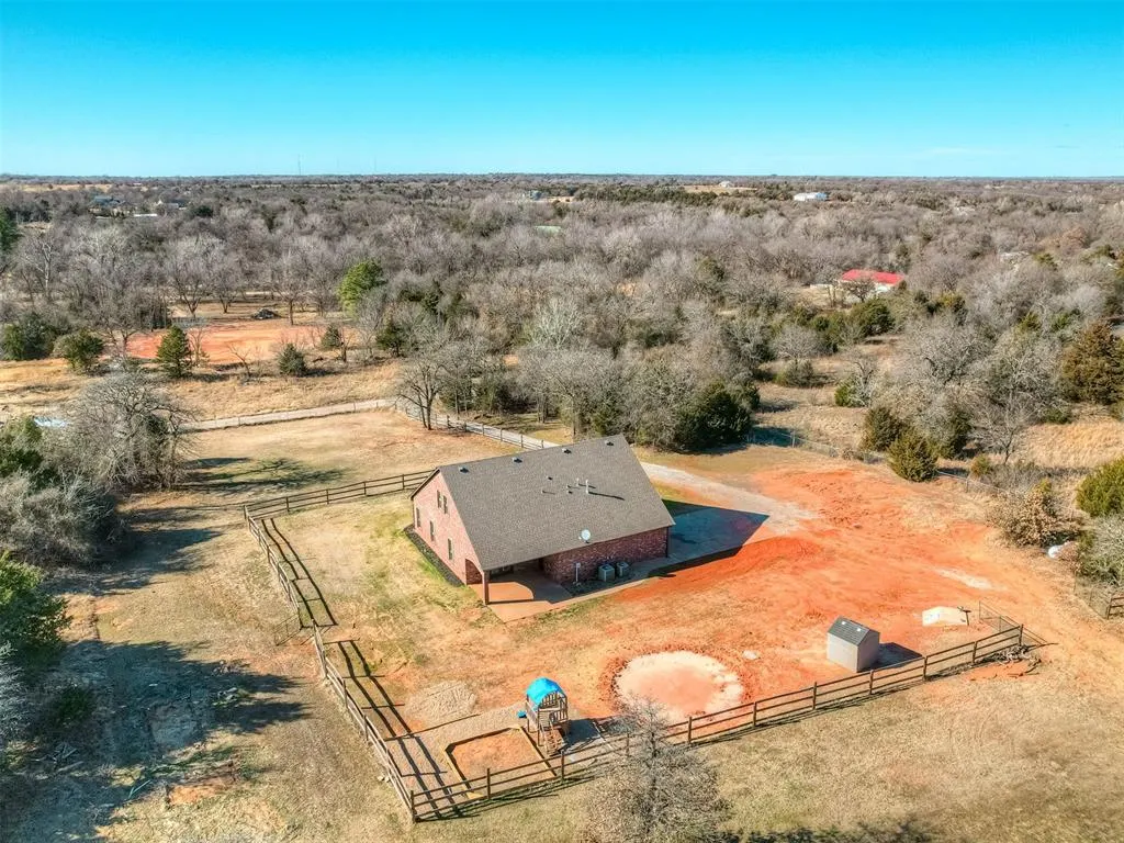 Photo 48 — 5750 Henney Place, Choctaw, OK 73020