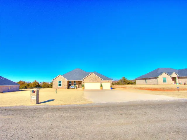 Photo 2 — 5461 Little Farms Road, Guthrie, OK 73044