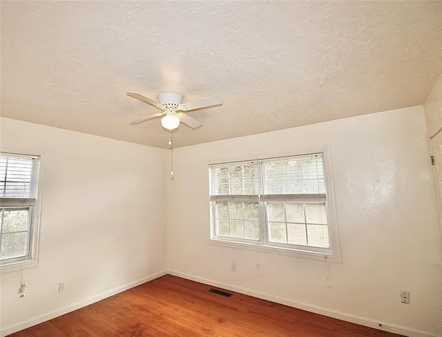 Photo 5 — 2000 Alameda Street, Norman, OK 73071