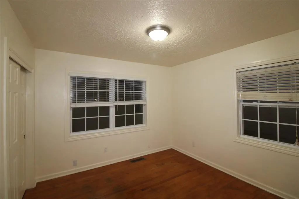 Photo 11 — 2000 Alameda Street, Norman, OK 73071