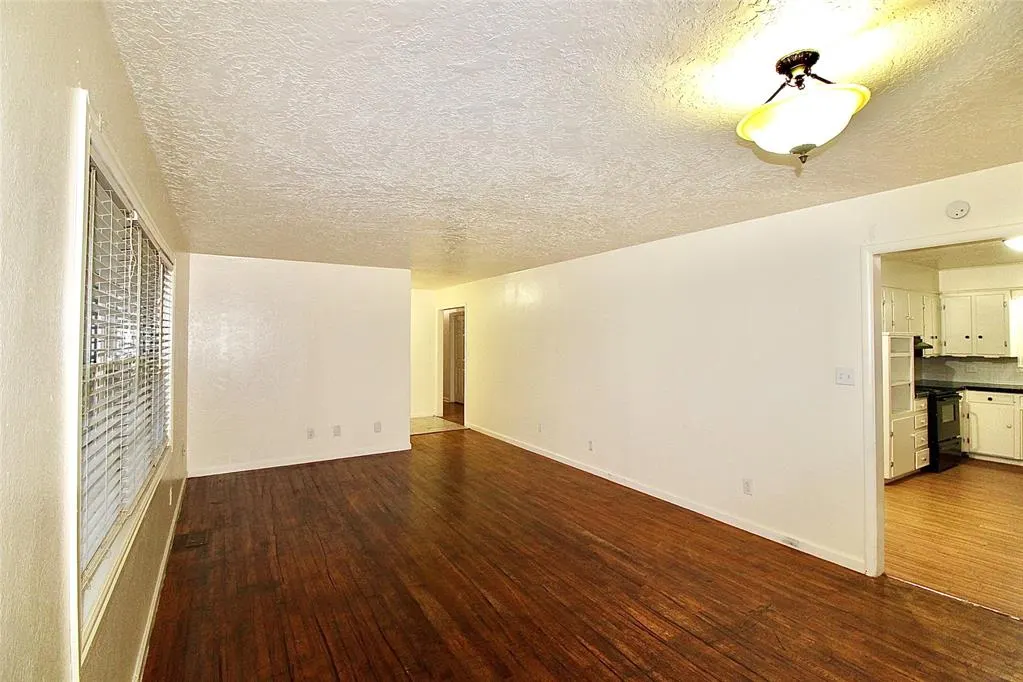 Photo 17 — 2000 Alameda Street, Norman, OK 73071