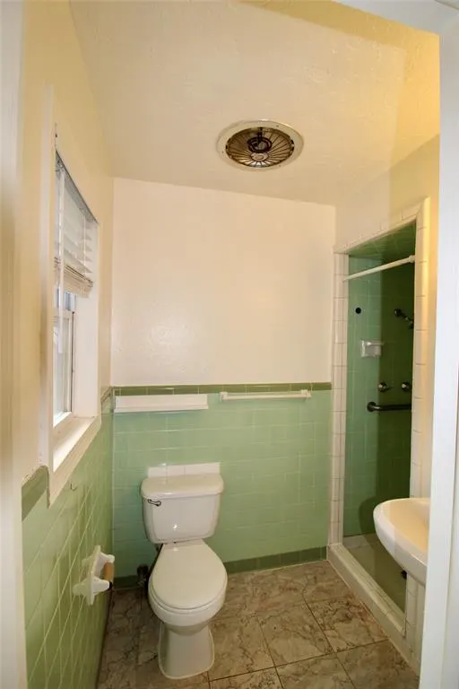 Photo 18 — 2000 Alameda Street, Norman, OK 73071
