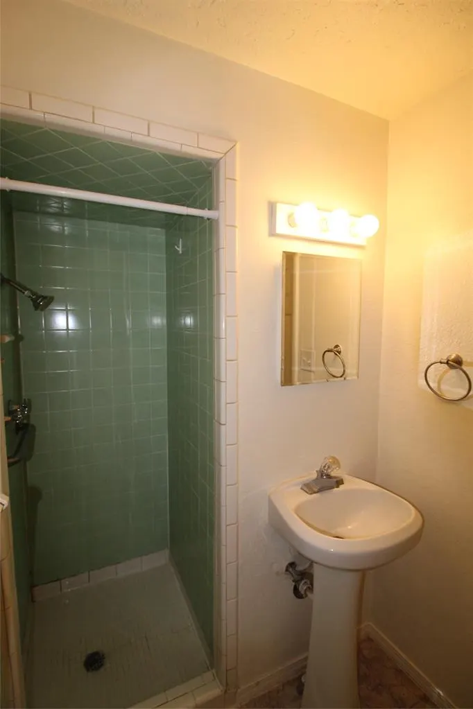 Photo 32 — 2000 Alameda Street, Norman, OK 73071