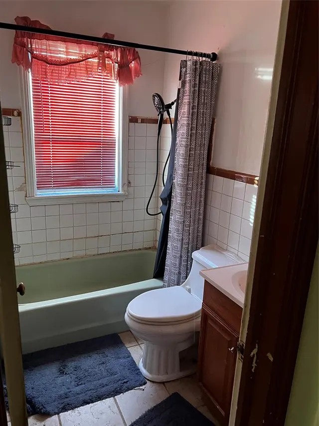 Photo 5 — 2127 NE 19th Street, Oklahoma City, OK 73111