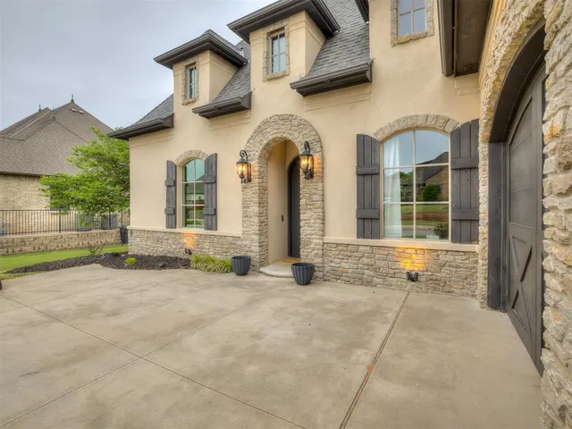 Photo 6 — 4517 Roundup Road, Edmond, OK 73034