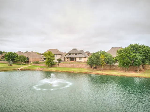 Photo 4 — 4517 Roundup Road, Edmond, OK 73034