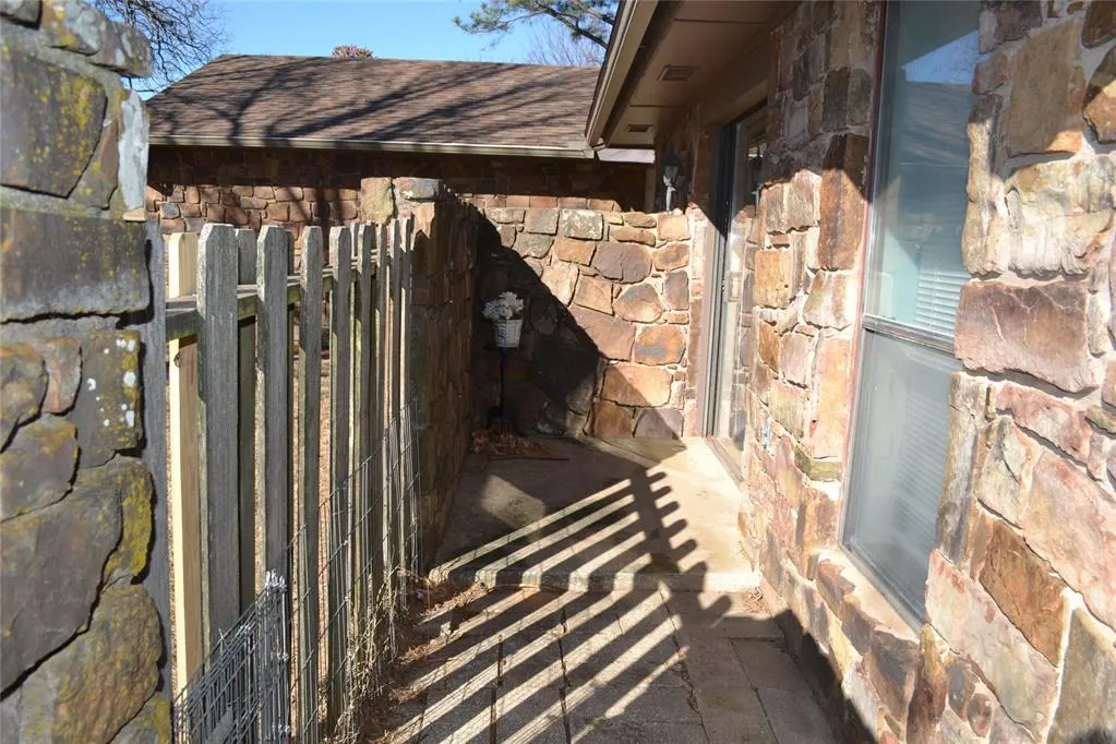Photo 10 — 960 Turtle Creek Drive, Choctaw, OK 73020