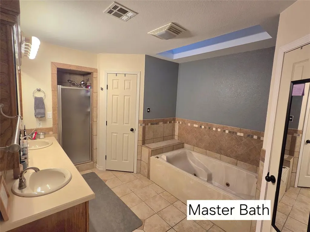 Photo 17 — 605 Hayes Street, Altus, OK 73521