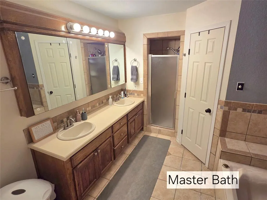 Photo 18 — 605 Hayes Street, Altus, OK 73521