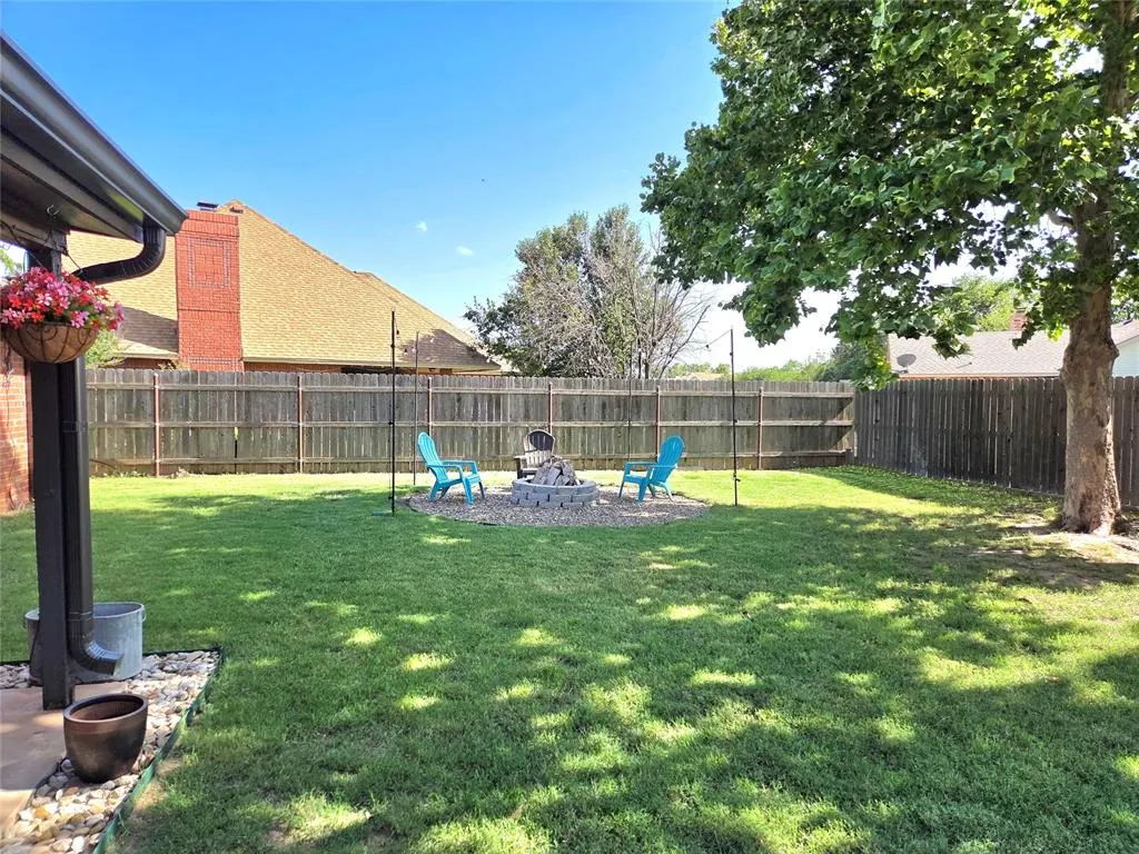 Photo 33 — 605 Hayes Street, Altus, OK 73521