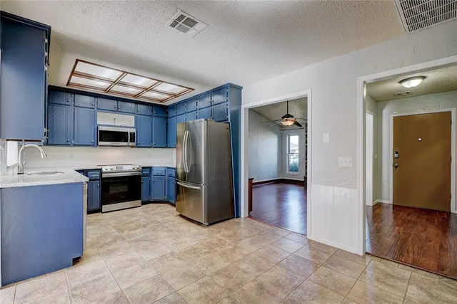 Photo 8 — 13224 Marsh Lane, Oklahoma City, OK 73170