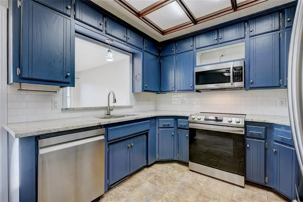 Photo 11 — 13224 Marsh Lane, Oklahoma City, OK 73170