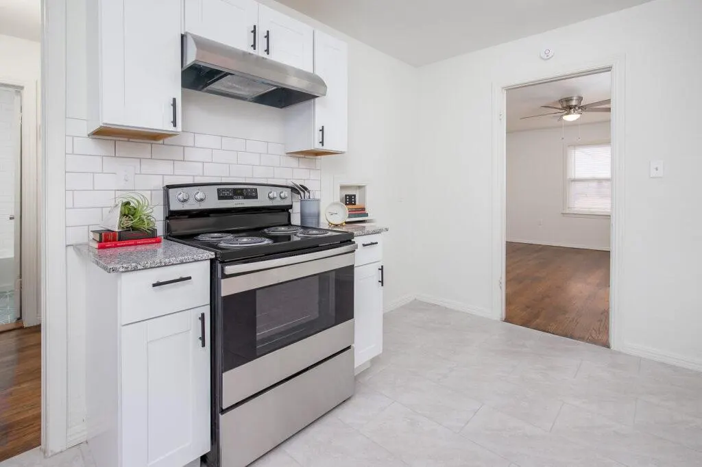 Photo 3 — 4602 N Classen Boulevard, Oklahoma City, OK 73118