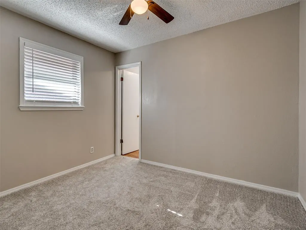 Photo 29 — 209 S Irving Drive, Moore, OK 73160