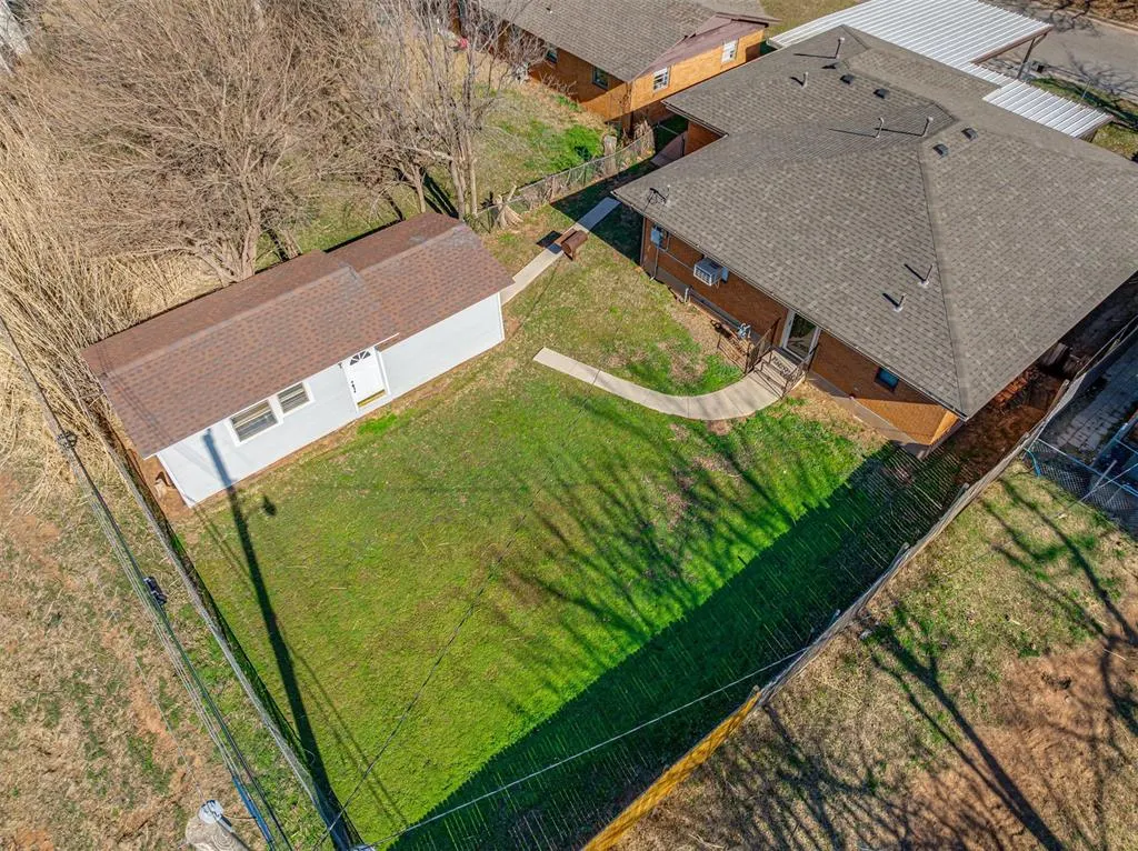 Photo 38 — 209 S Irving Drive, Moore, OK 73160