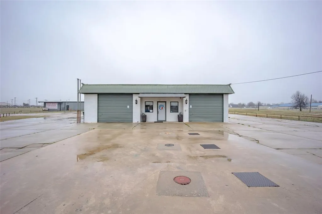 Photo 9 — 401 S Ranchwood Boulevard, Yukon, OK 73099