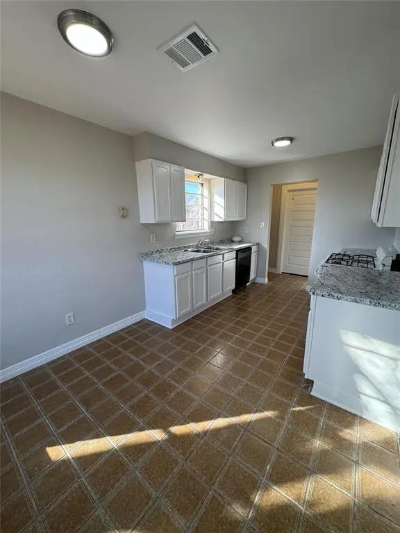 Photo 4 — 2504 SE 51st Street, Oklahoma City, OK 73129