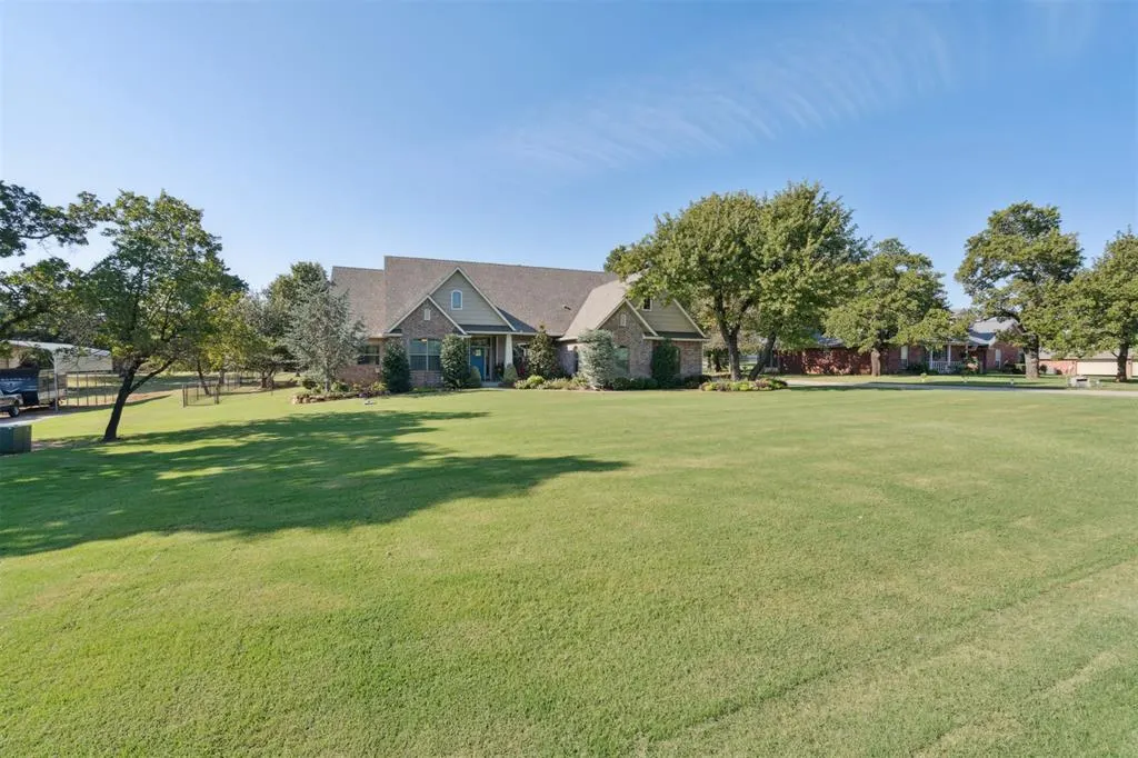 Photo 2 — 2369 Blue Spruce Drive, Blanchard, OK 73010