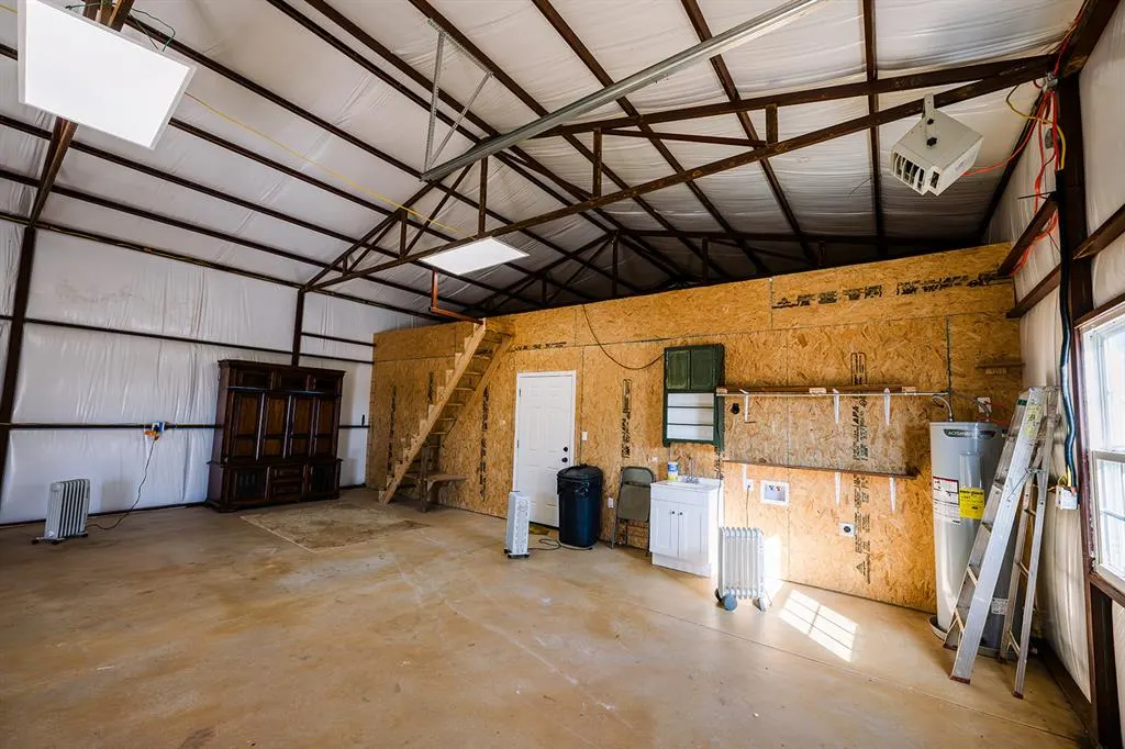 Photo 28 — 19601 N County Road 3160, Elmore City, OK 73433