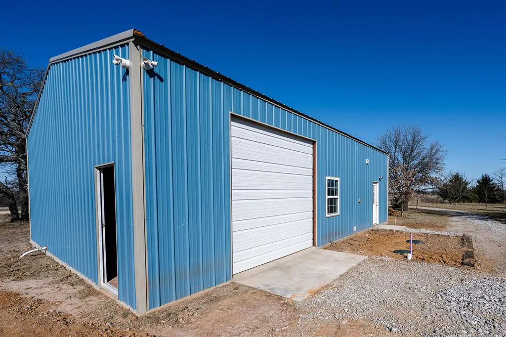Photo 32 — 19601 N County Road 3160, Elmore City, OK 73433