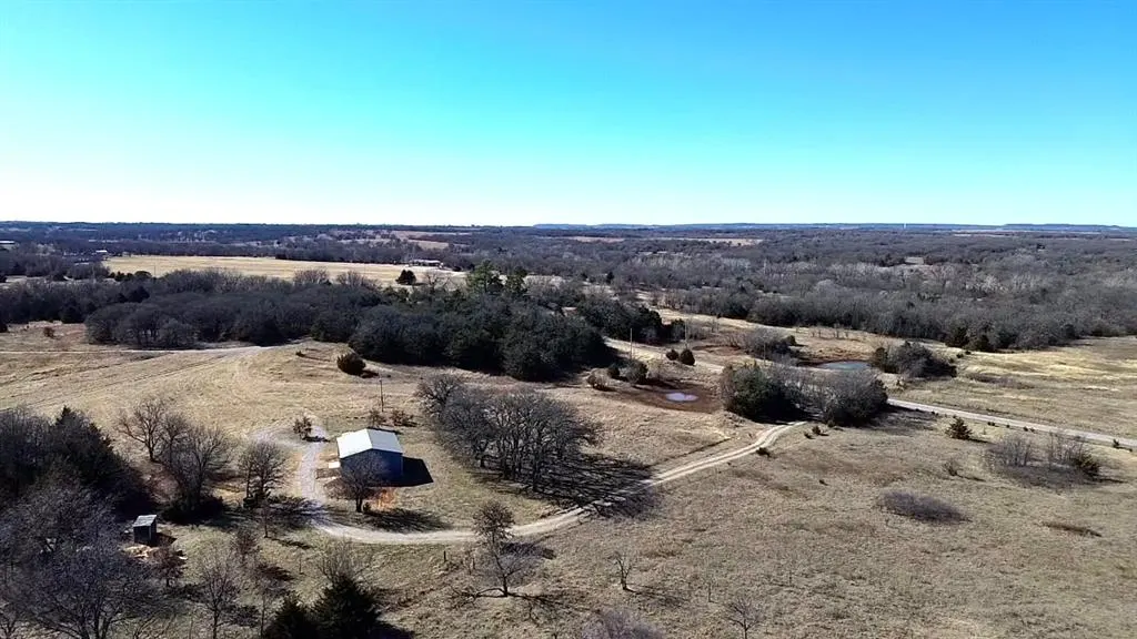 Photo 39 — 19601 N County Road 3160, Elmore City, OK 73433
