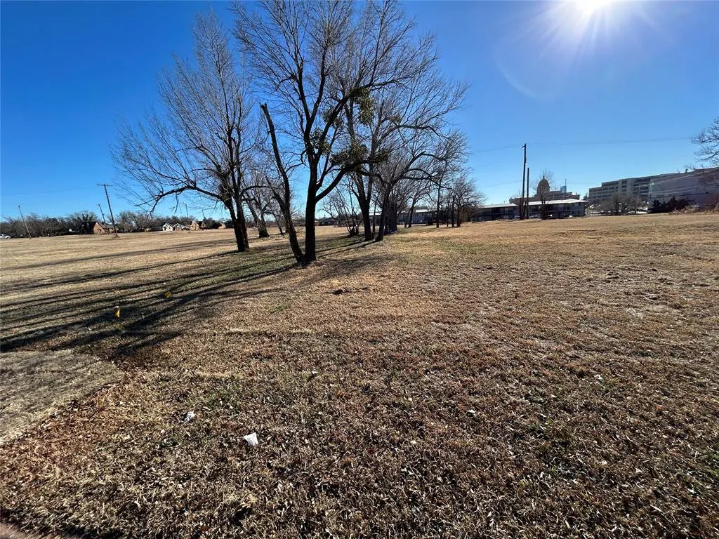 Front exterior — 720 NE 28th Street, Oklahoma City, OK 73105