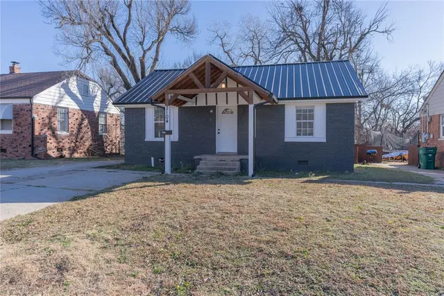 Front exterior — 2104 Miramar Boulevard, Oklahoma City, OK 73111
