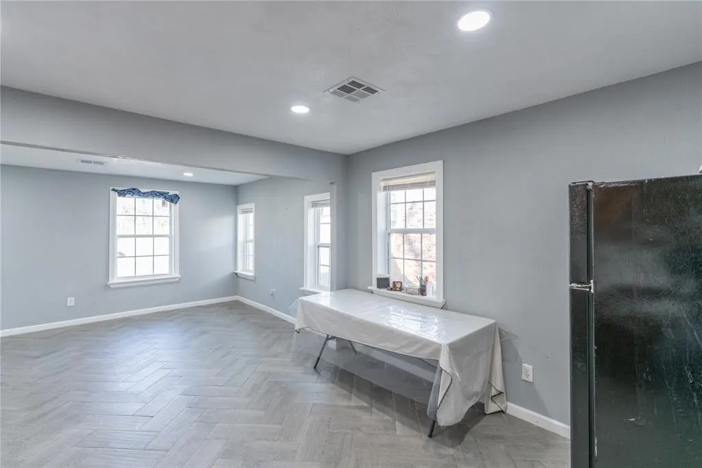 Photo 13 — 2104 Miramar Boulevard, Oklahoma City, OK 73111