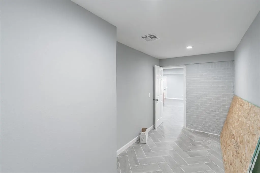Photo 15 — 2104 Miramar Boulevard, Oklahoma City, OK 73111