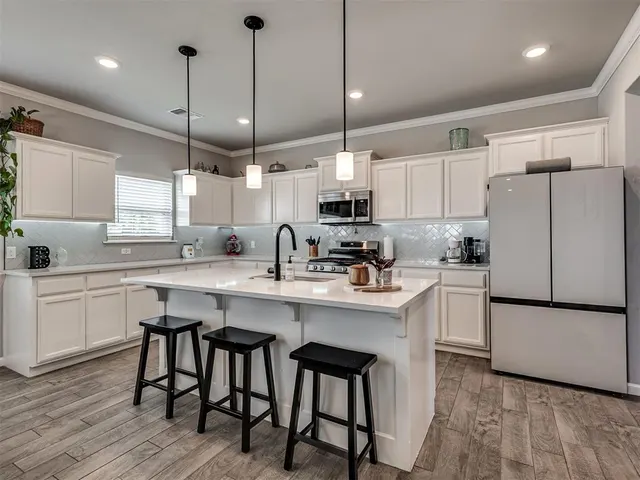 Photo 5 — 1920 Bellatona Boulevard, Norman, OK 73071