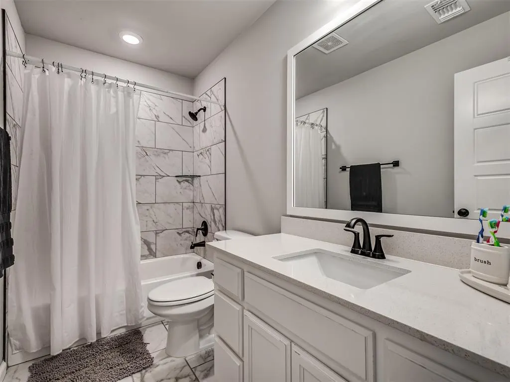 Photo 28 — 1920 Bellatona Boulevard, Norman, OK 73071